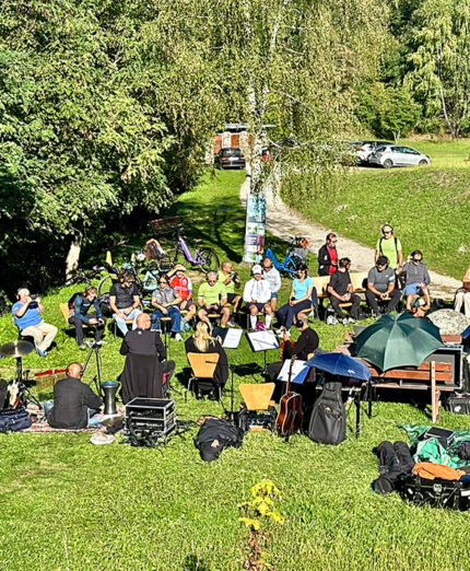 La musica è la chiave scelta per andare incontro al gusto di un pubblico molto eterogeneo