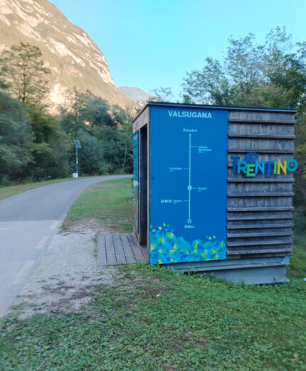 La Ciclabile della Valsugana è la spina dorsale di una vasta area turistica. Il treno permette di tornare alla base in fretta