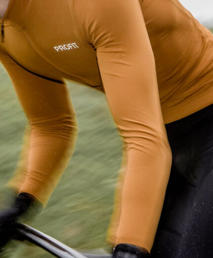 Spiuk Profit Ultralight, la maglia con ergonomia da pro'