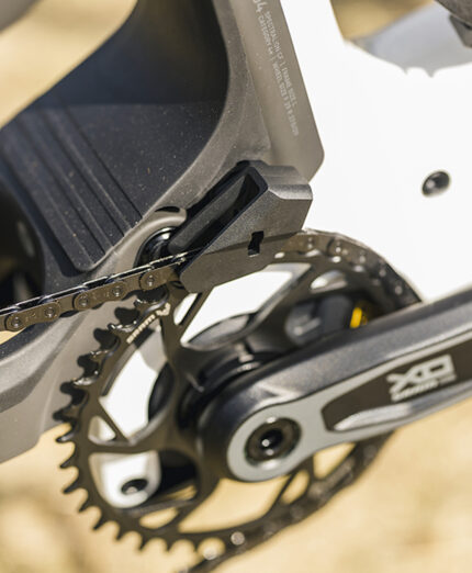 Canyon Spectral:On, versione rinnovata con il motore Avinox