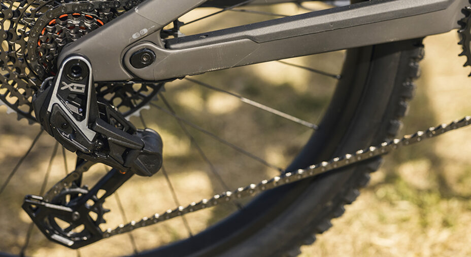 Canyon Spectral:On, versione rinnovata con il motore Avinox